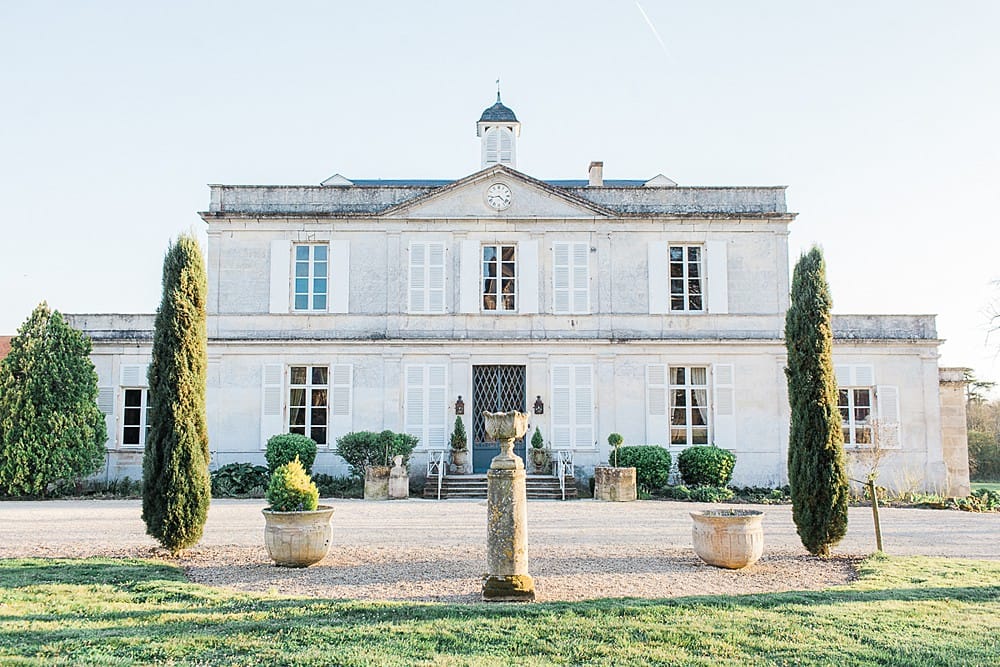 Image by <a class="text-p3" href="http://www.katylunsford.com" target="_blank">Katy Lunsford Photography</a> at <a class="text-p3" href="https://cocoweddingvenues.co.uk/coco_listing/chateau-de-brives/" target="_blank">Chateau de Brives</a>.