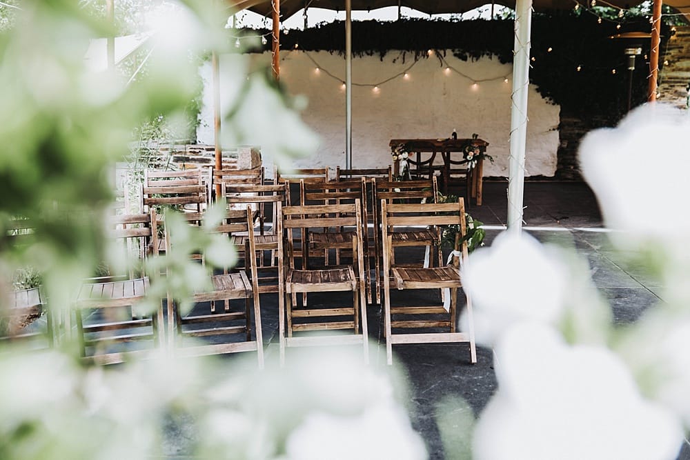 Image by <a class="text-p3" href="https://www.molliemcauslandphoto.com" target="_blank">Mollie McAusland Photography</a>.