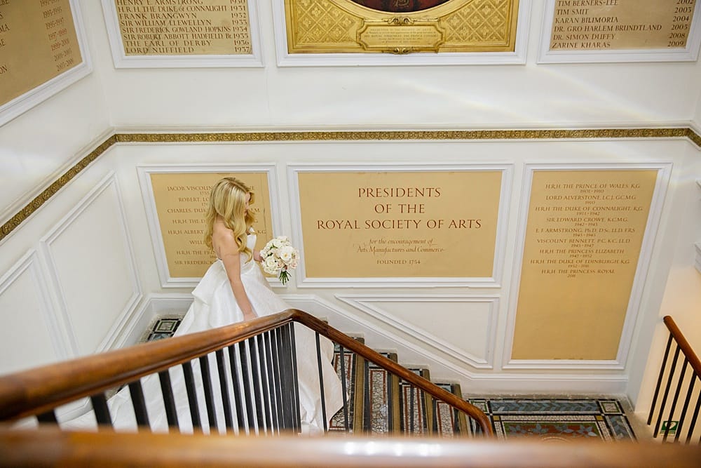 Image by <a class="text-p3" href="http://helenwarner.co.uk" target="_blank">Helen Warner Photography</a>.