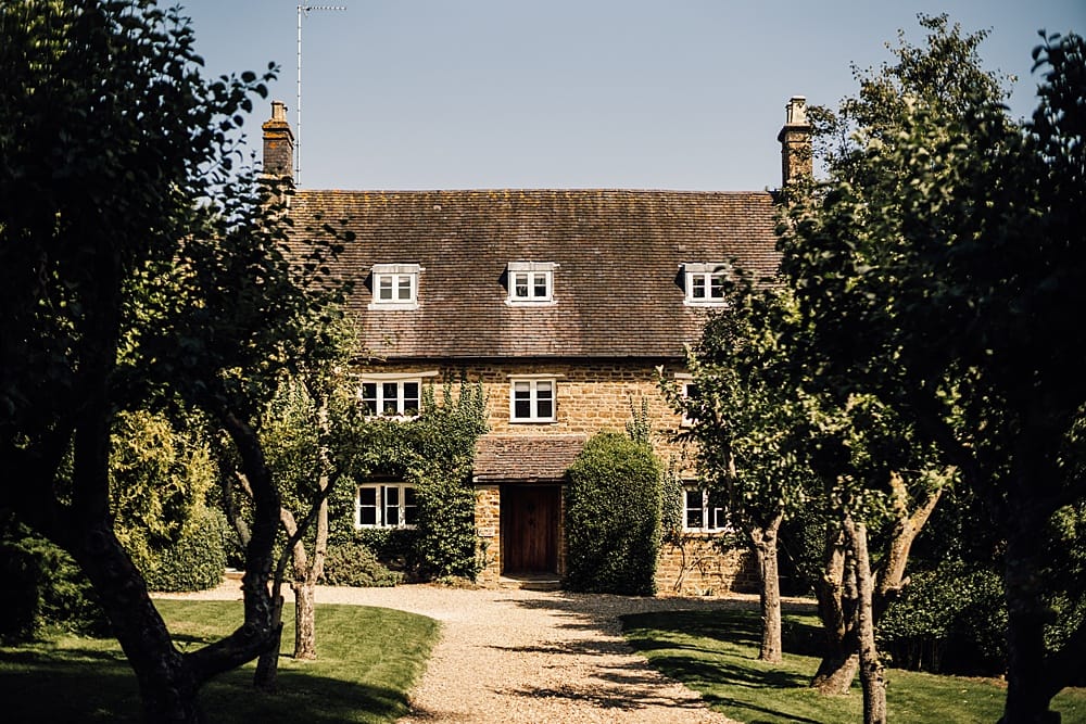 Image by <a class="text-p3" href="https://www.firstsightvideos.co.uk" target="_blank">First Sight Weddings</a>.