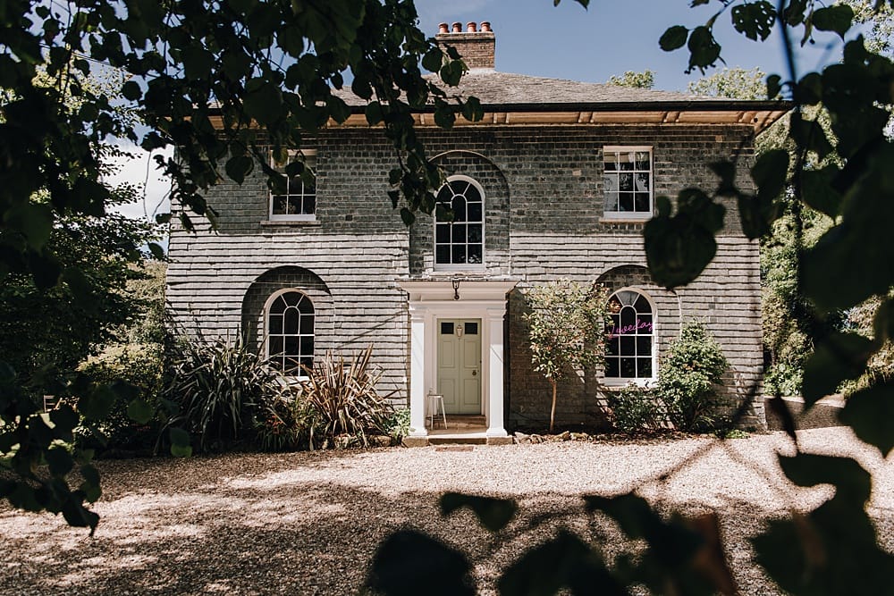Image by <a class="text-p3" href="https://www.katiegoffphotography.com" target="_blank">Katie Goff Photography</a>.