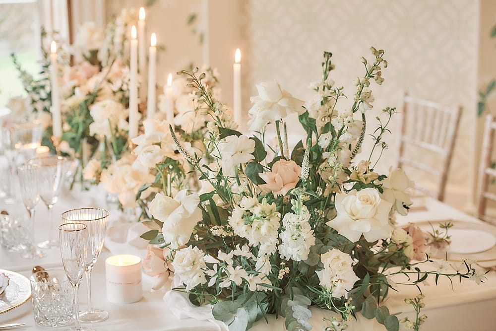 Image by <a class="text-p3" href="http://www.stuartwoodweddings.com" target="_blank">Stuart Wood Weddings</a>.