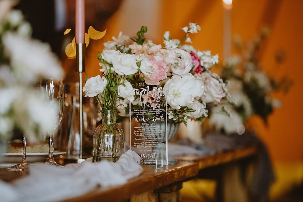 Image by <a class="text-p3" href="http://www.christopherterryweddings.co.uk" target="_blank">Christopher Terry Photography</a>.