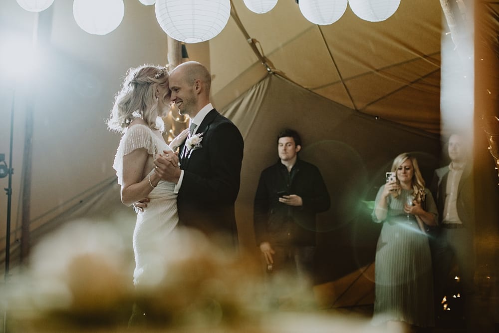 Image by <a class="text-p3" href="http://www.christopherterryweddings.co.uk" target="_blank">Christopher Terry Photography</a>.