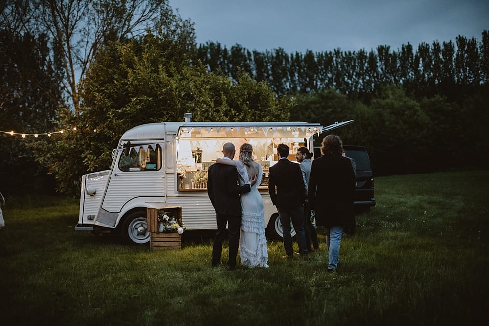 Image by <a class="text-p3" href="http://www.christopherterryweddings.co.uk" target="_blank">Christopher Terry Photography</a>.