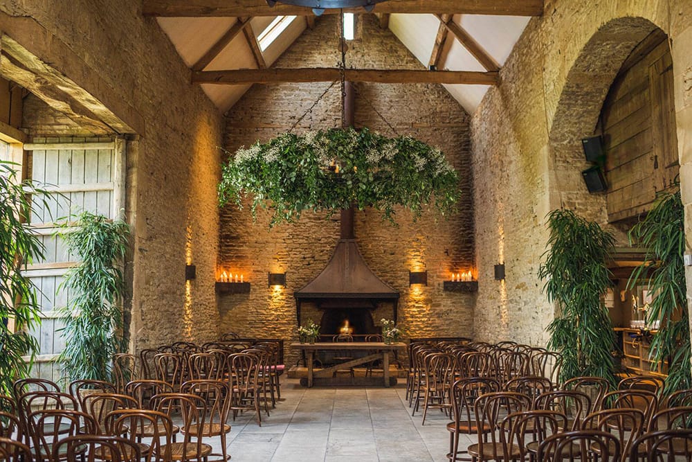 Stone Barn | Image by <a class="text-p3" href="http://danmorrisphotography.co.uk" target="_blank">Dan Morris Photography</a>.