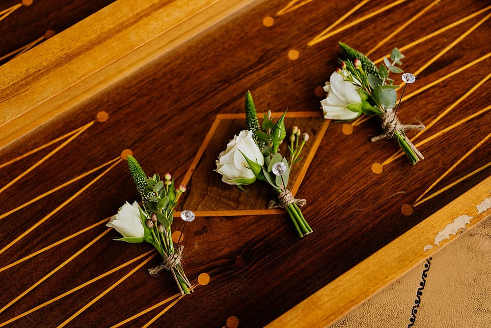 Image by <a class="text-p3" href="https://www.jennakathleen.com" target="_blank">Jenna Kathleen Photography</a>.