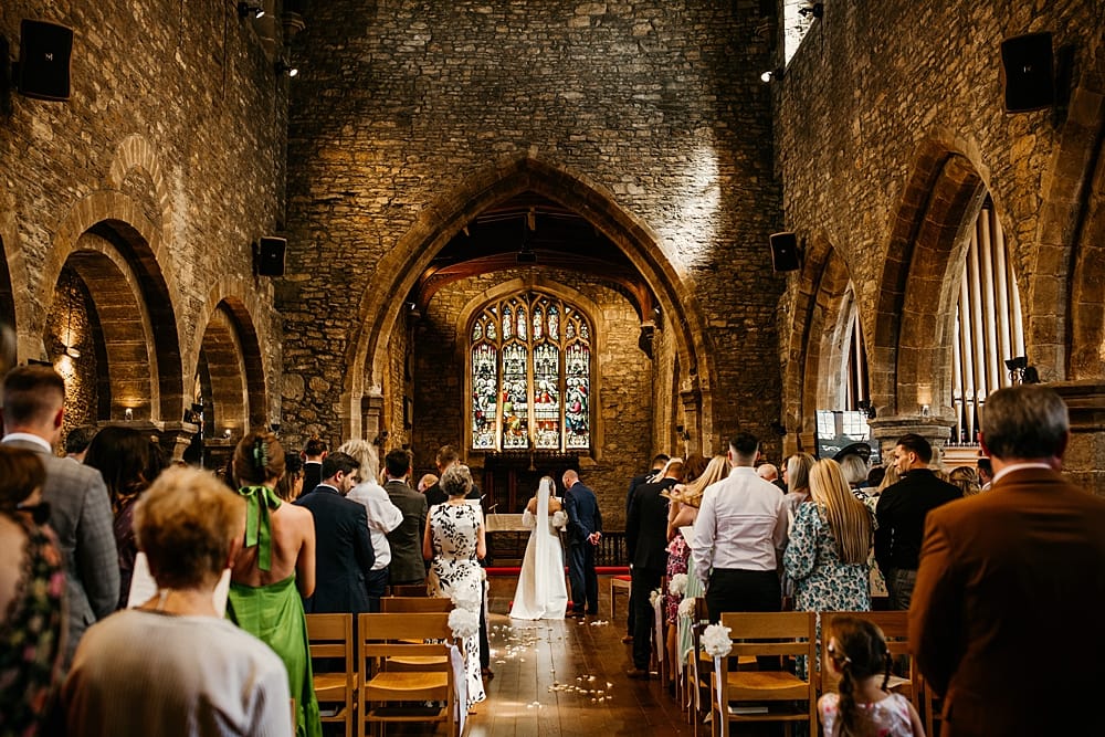 Image by <a class="text-p3" href="http://www.lightandlacephotography.co.uk" target="_blank">Light & Lace Photography</a>.