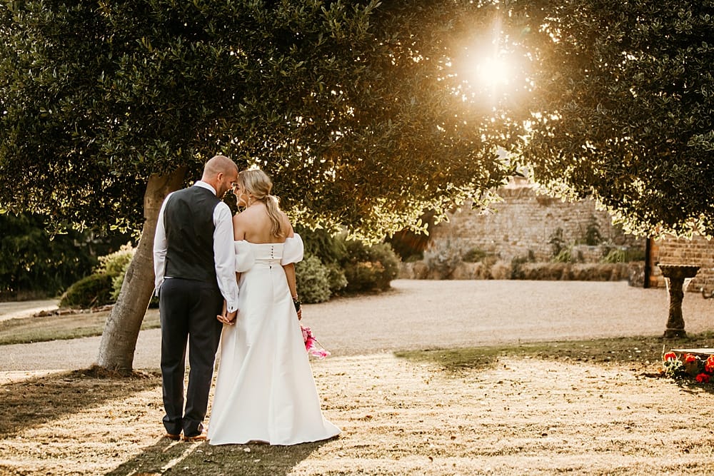 Image by <a class="text-p3" href="http://www.lightandlacephotography.co.uk" target="_blank">Light & Lace Photography</a>.