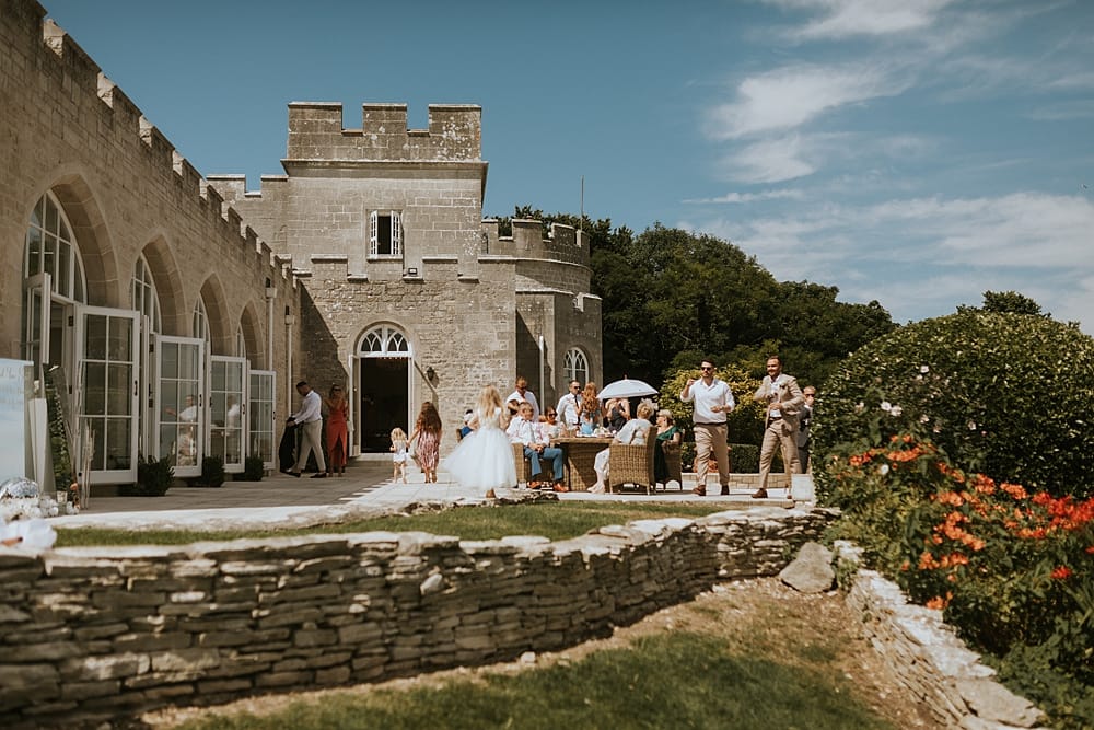 Image by <a class="text-p3" href="https://lauradeanphotography.com" target="_blank">Laura Dean Photography</a>.
