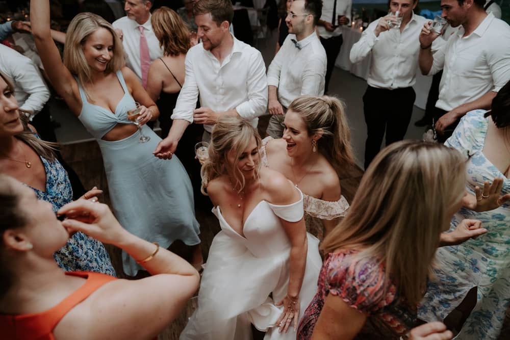 Image by <a class="text-p3" href="https://emilyjayneweddings.co.uk" target="_blank">Emily Jayne Weddings</a>.