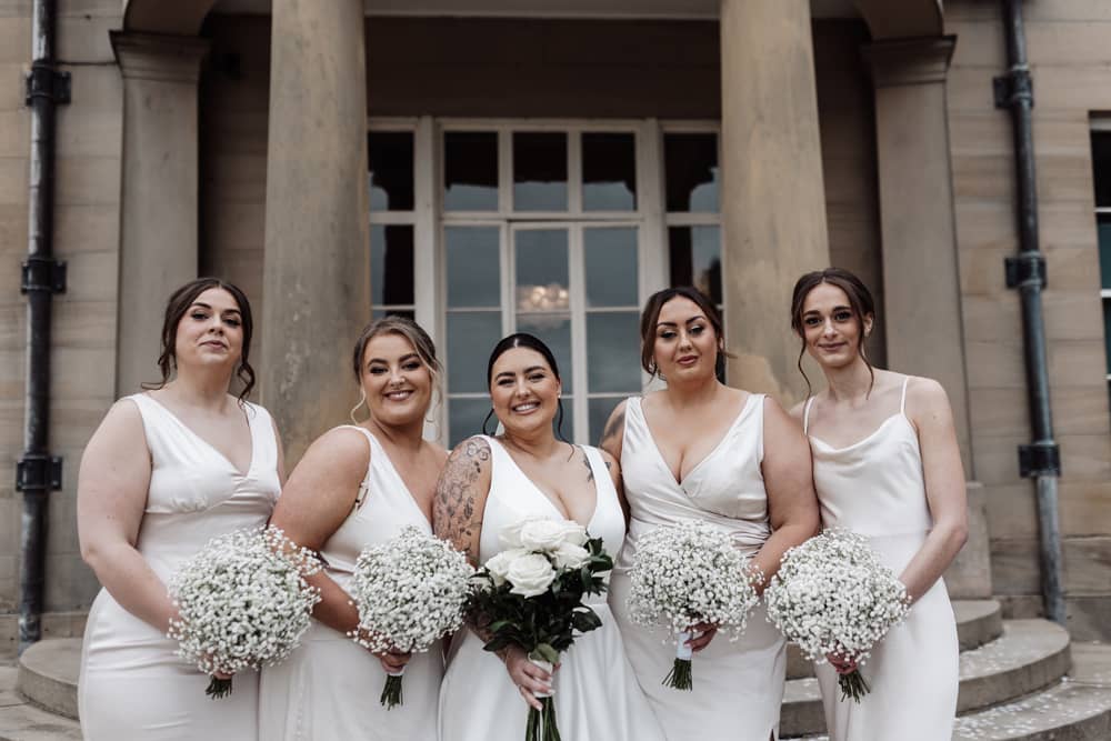 Image by <a class="text-p3" href="https://www.oliviaamyphotography.com" target="_blank">Olivia Amy Photography</a>.
