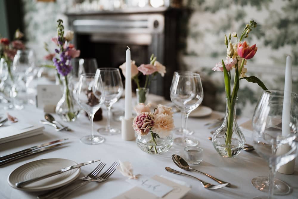 Image by <a class="text-p3" href="https://www.fayewildephotography.com" target="_blank">Faye Wilde Photography</a>.