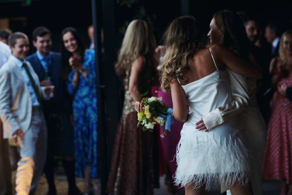 Image by <a class="text-p3" href="https://www.leoweddings.com" target="_blank">Leo Weddings</a>.