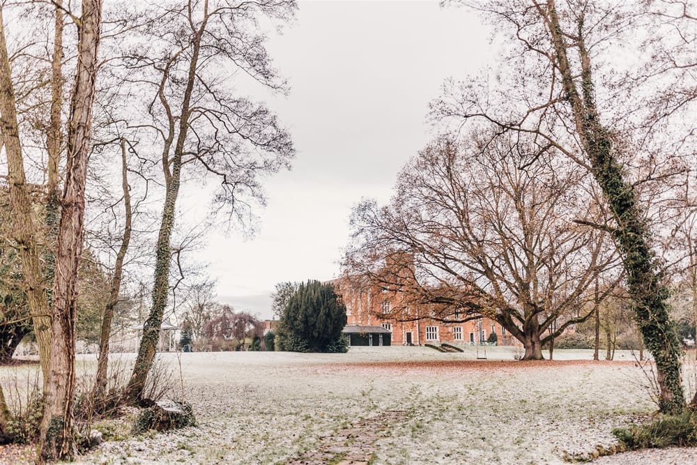 Image by <a class="text-p3" href="https://www.carlawhittingham.co.uk" target="_blank">Carla Whittingham Photography</a>.