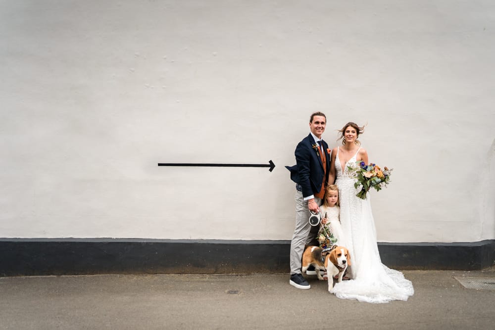 Image by <a class="text-p3" href="https://lisaandneil.co.uk" target="_blank">Lisa & Neil Wedding Photography</a>.