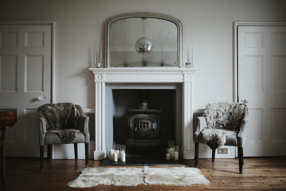 Image by <a class="text-p3" href="https://ashpowell.com" target="_blank">Ash Powell Photography</a>.
