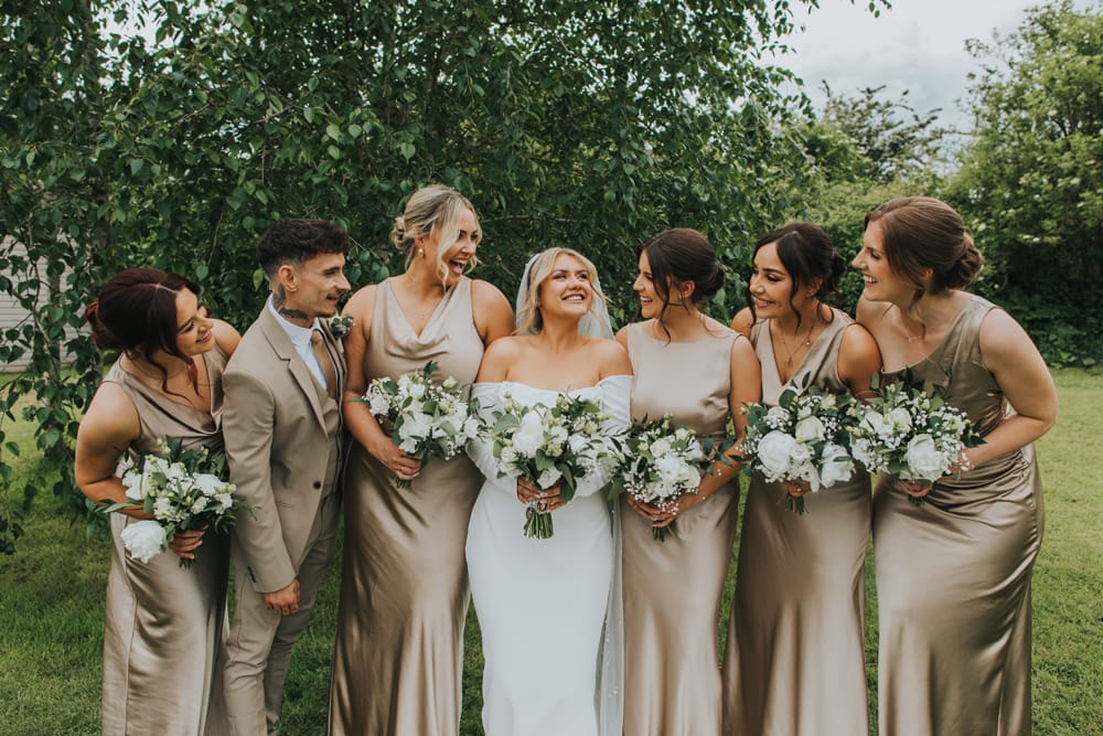Image by <a class="text-p3" href="https://sophieannphotography.co.uk" target="_blank">Sophie Ann Photography</a>.