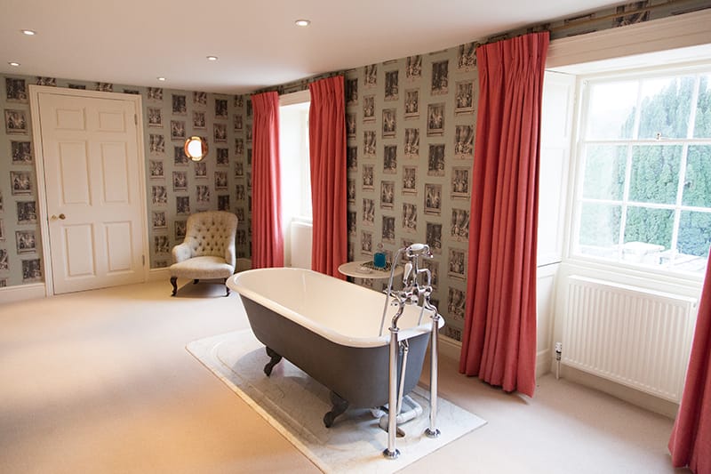 Image by <a class="text-p3" href="http://www.sarahhannam.com" target="_blank">Sarah Hannam Photography</a>.