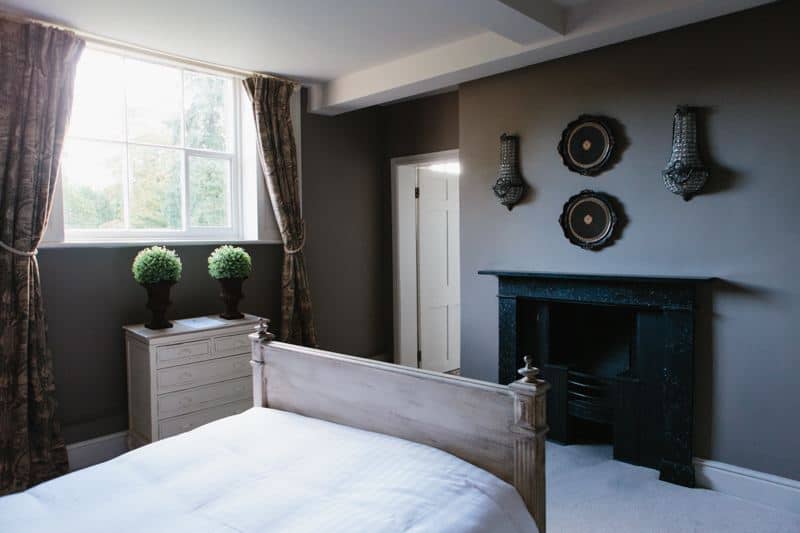 Image by <a class="text-p3" href="http://www.jadeosbornephotography.com" target="_blank">Jade Osborne Photography</a>.