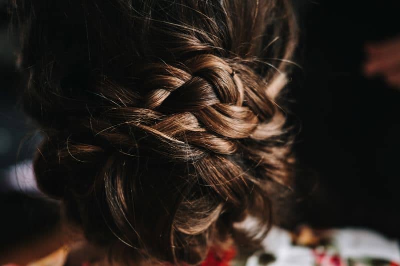 Image by <a class="text-p3" href="http://jasonmarkharris.com" target="_blank">Jason Mark Harris Wedding Photography</a>.