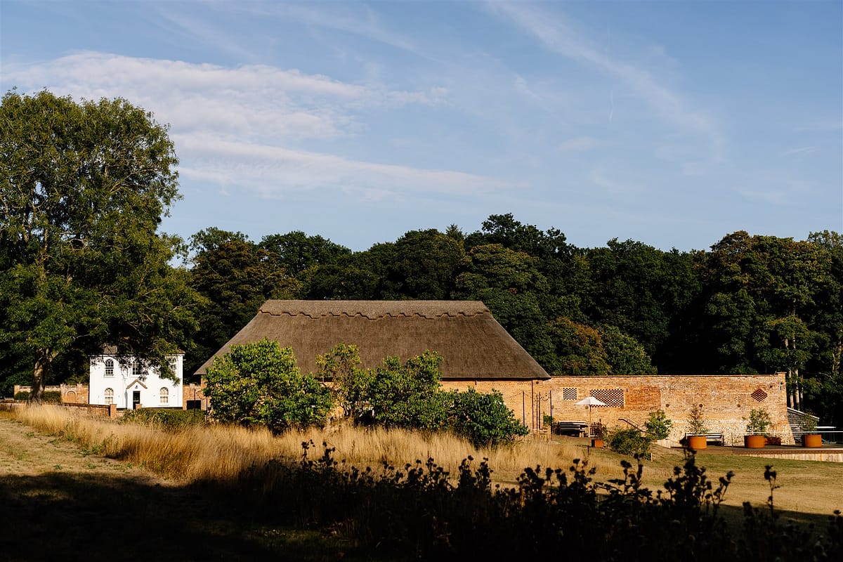 Image by <a class="text-p3" href="http://www.andydavison.com" target="_blank">Andy Davison Photography</a>.