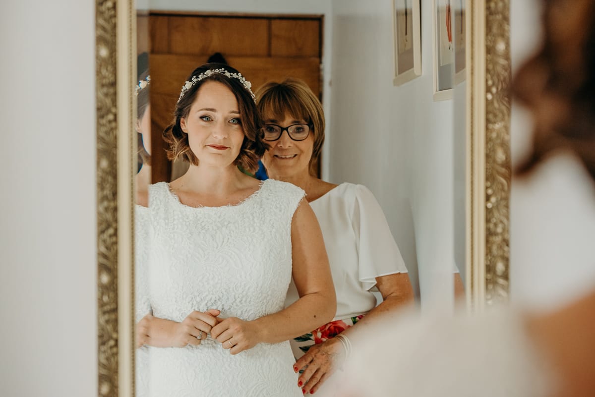 Image by <a class="text-p3" href="http://www.clarekinchinphotography.co.uk" target="_blank">Clare Kinchin Photography</a>.