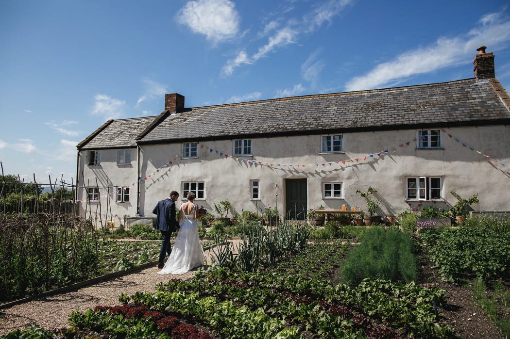Image by <a class="text-p3" href="https://www.helenliskphotography.co.uk" target="_blank">Helen Lisk Photography</a>.