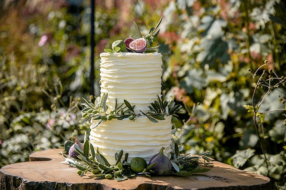 Image by <a class="text-p3" href="http://www.vla-photography.co.uk" target="_blank">VLA Photography</a>.