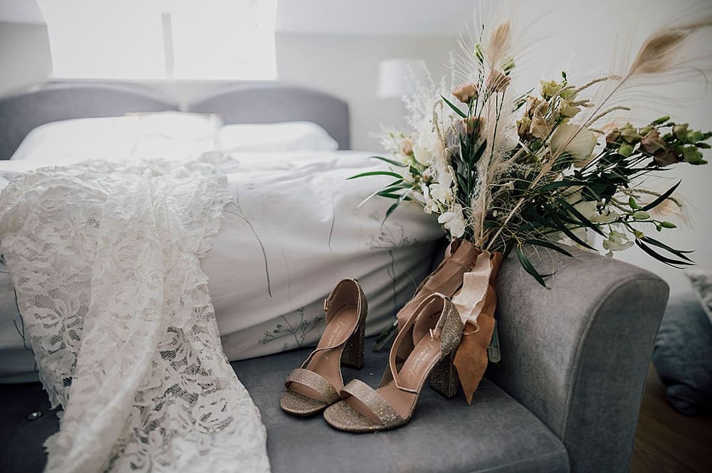 Image by <a class="text-p3" href="http://www.dearestlove.co.uk" target="_blank">Dearest Love Photography</a>.