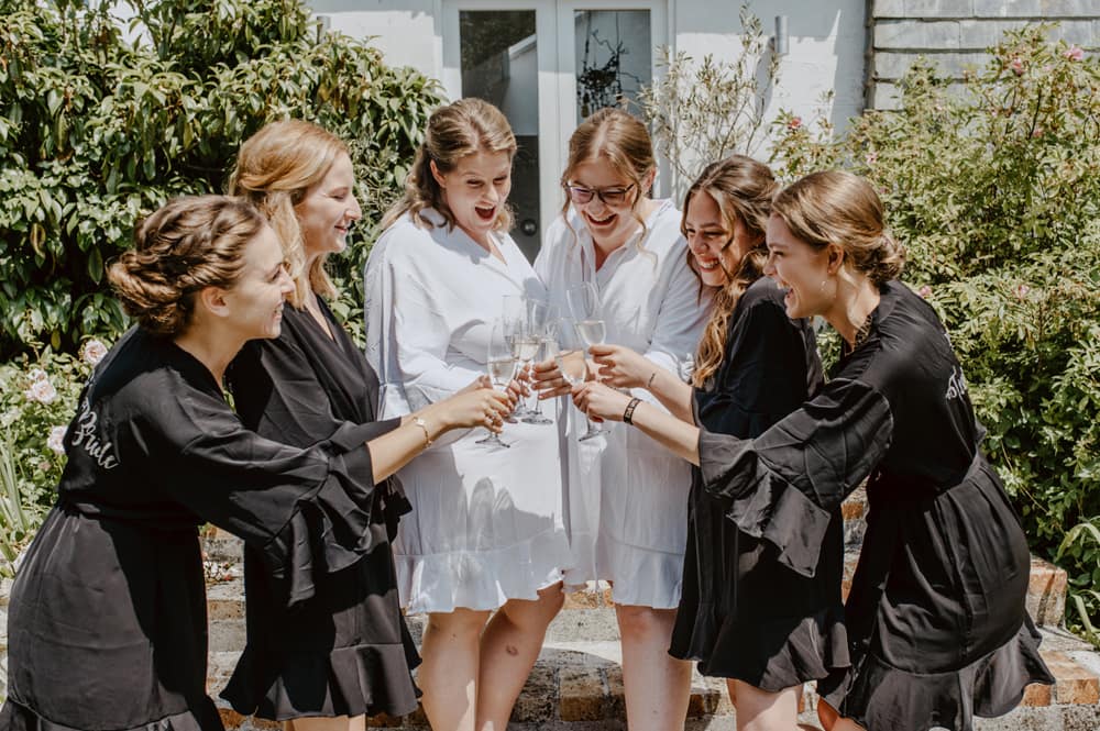Image by <a class="text-p3" href="https://www.sofiemichellephotography.co.uk" target="_blank">Sofie Michelle Photography</a>.