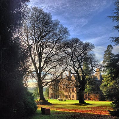 devon-wedding-venue-huntsham-court-coco-wedding-venues-feature