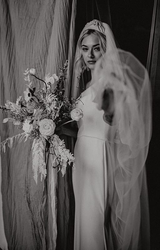 Image by <a class="text-p3" href="https://www.auroragrey.co.uk" target="_blank">Aurora Grey Photography</a>.