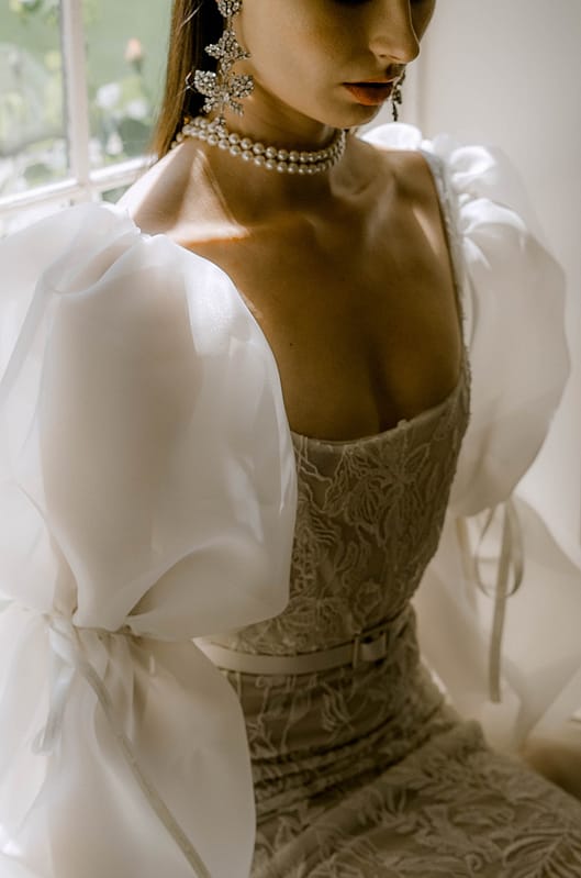 Image by <a class="text-p3" href="http://emmyloukelly.com" target="_blank">Vanitas Life</a>.