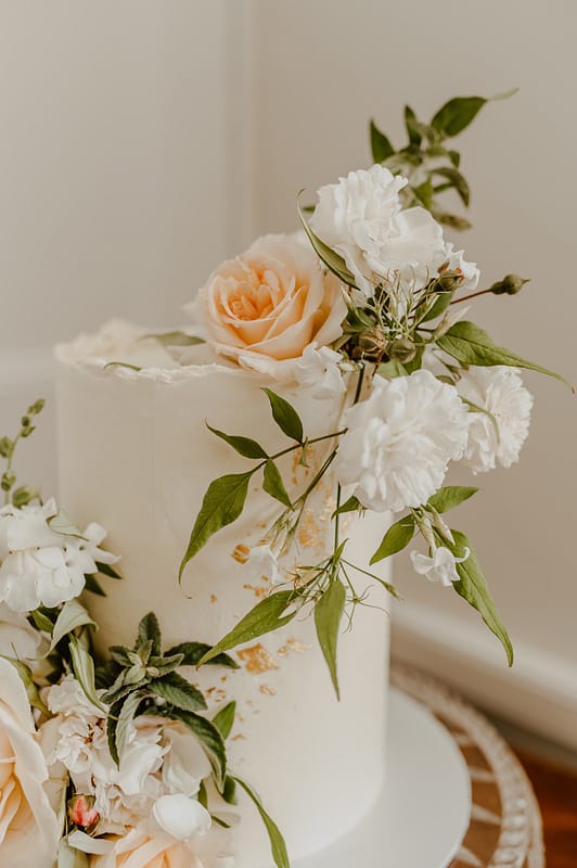 Image by <a class="text-p3" href="https://www.sofiemichellephotography.co.uk" target="_blank">Sofie Michelle Photography</a>.