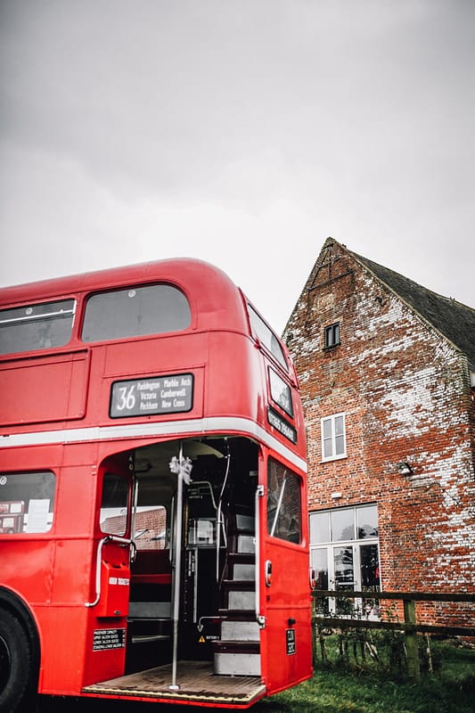 Image by <a class="text-p3" href="http://cargocollective.com/darinastoda" target="_blank">DS Photography</a>.