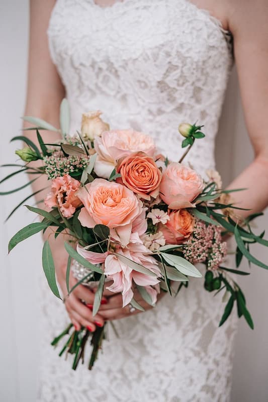 Image by <a class="text-p3" href="http://jasonmarkharris.com" target="_blank">Jason Mark Harris Wedding Photography</a>.