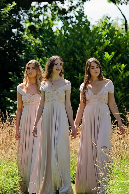 Image by <a class="text-p3" href="http://www.swantonmorleystudios.co.uk" target="_blank">Swanton Morley Studios</a>.