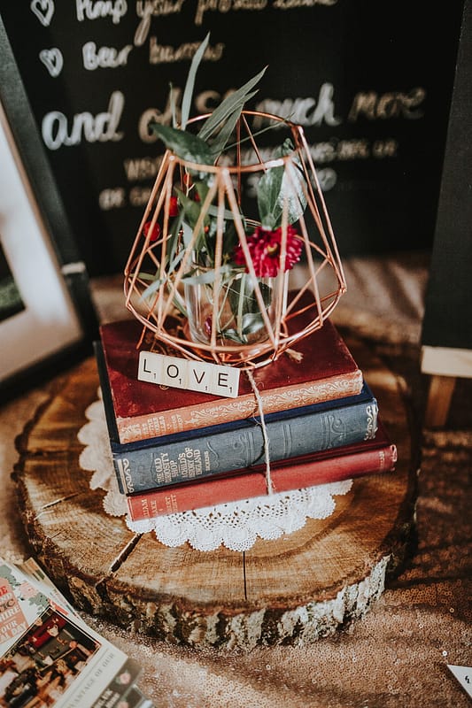 Image by <a class="text-p3" href="http://www.darinastodaphotography.co.uk" target="_blank">Darina Stoda Photography</a>.