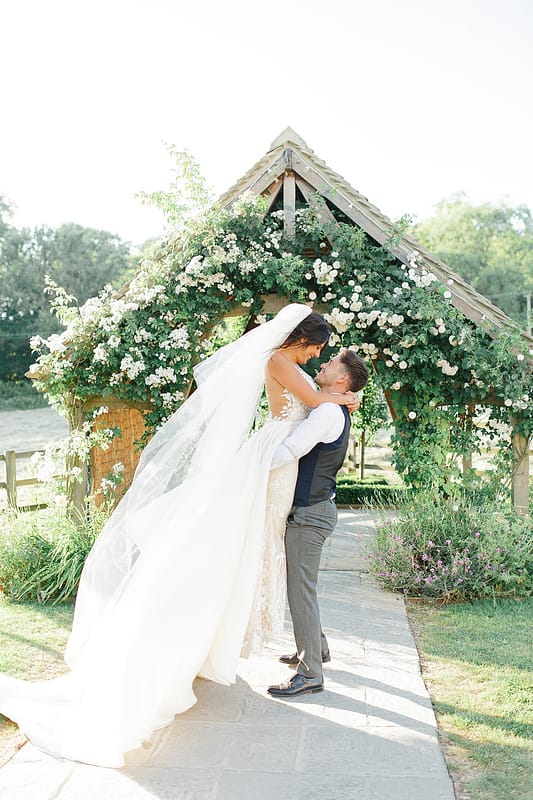 Image by <a class="text-p3" href="http://www.whitestagweddings.com" target="_blank">White Stag Wedding Photography</a>.