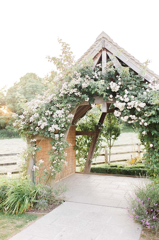 Image by <a class="text-p3" href="http://www.whitestagweddings.com" target="_blank">White Stag Wedding Photography</a>.