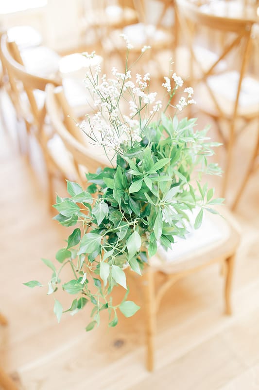 Image by <a class="text-p3" href="http://www.whitestagweddings.com" target="_blank">White Stag Wedding Photography</a>.
