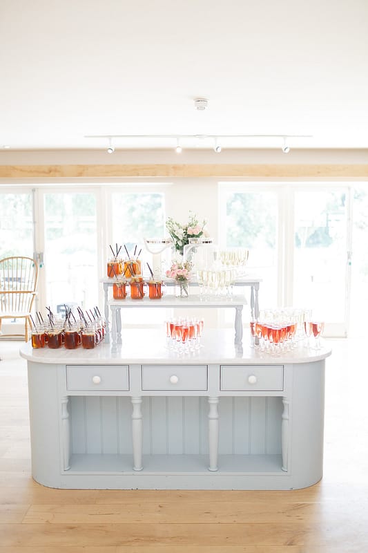 Image by <a class="text-p3" href="http://www.whitestagweddings.com" target="_blank">White Stag Wedding Photography</a>.