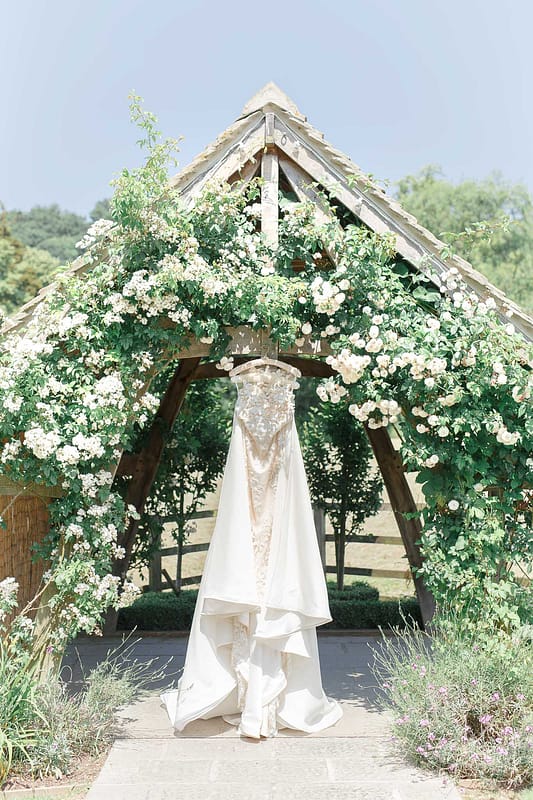 Image by <a class="text-p3" href="http://www.whitestagweddings.com" target="_blank">White Stag Wedding Photography</a>.