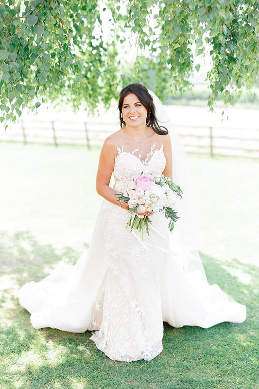 Image by <a class="text-p3" href="http://www.whitestagweddings.com" target="_blank">White Stag Wedding Photography</a>.
