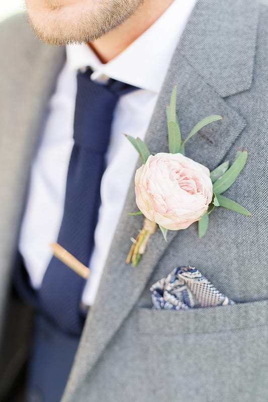 Image by <a class="text-p3" href="http://www.whitestagweddings.com" target="_blank">White Stag Wedding Photography</a>.