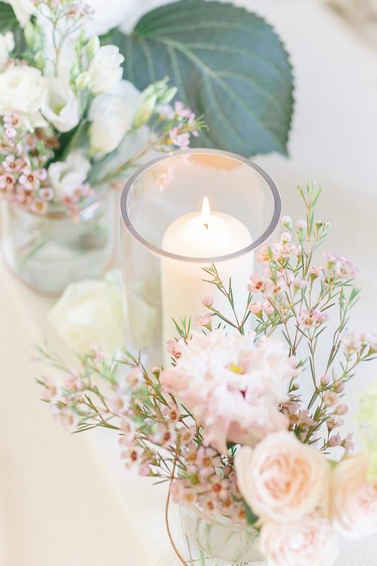 Image by <a class="text-p3" href="http://www.whitestagweddings.com" target="_blank">White Stag Wedding Photography</a>.