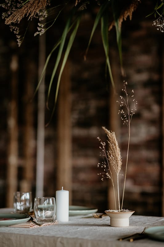 Image by <a class="text-p3" href="https://www.clairefleckphotography.com" target="_blank">Claire Fleck Photography</a> at <a class="text-p3" href="https://cocoweddingvenues.co.uk/coco_listing/civic-house/" target="_blank">Civic House</a> | Flowers by <a class="text-p3" href="https://www.feathergrassflorals.co.uk" target="_blank">Feather Grass Florals</a>.