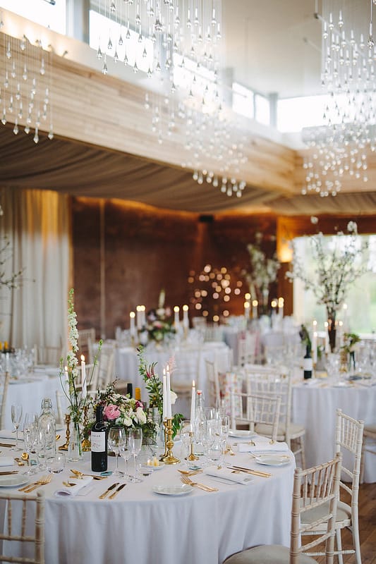 Image by <a class="text-p3" href="http://london-weddingphotographer.com" target="_blank">Voyteck Photography</a>.
