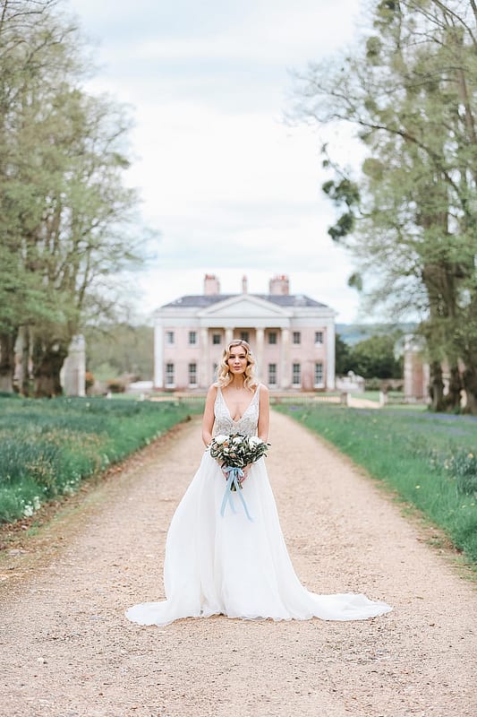 Image by <a class="text-p3" href="https://www.charlottewisephotography.co.uk" target="_blank">Charlotte Wise Fine Art Photography</a>.